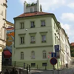 Zderaz